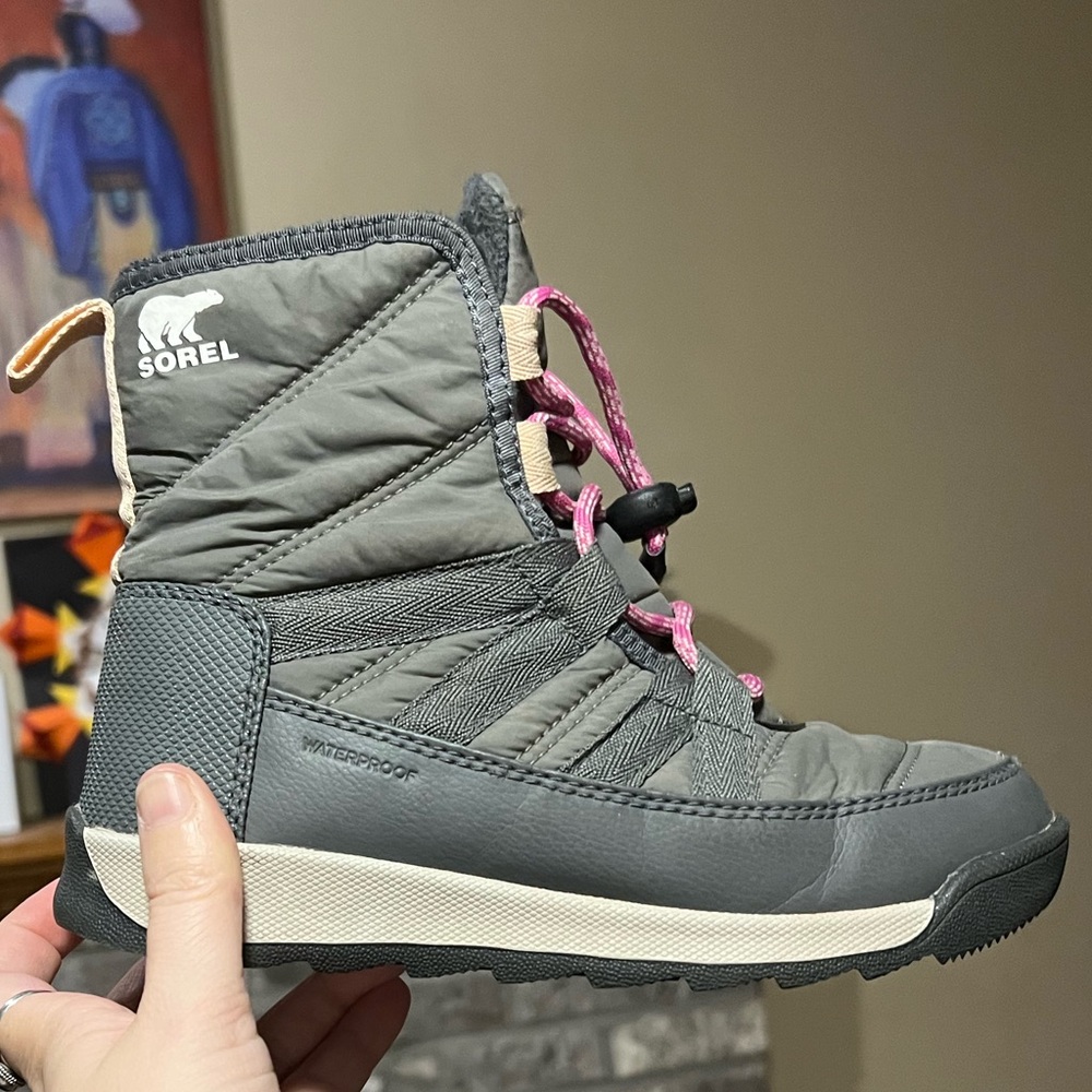 SOREL Kids Whitney Boots size 1 youth.